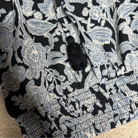 Eclair ballon sleeve top - L - Picture 3 of 5